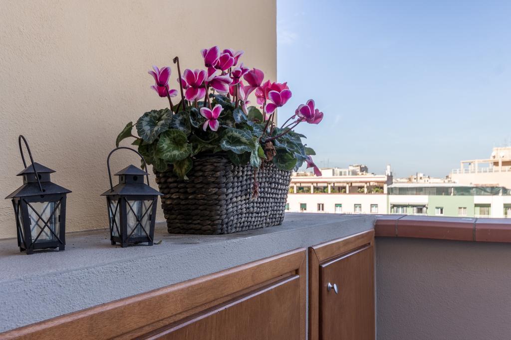 Elafi Penthouse Apartment Cagliari Exterior photo